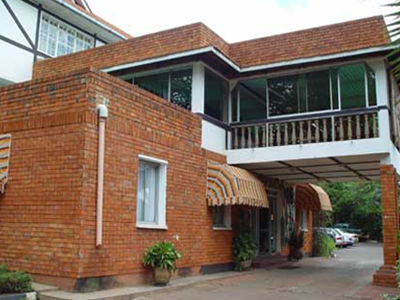 Mosa Court Apartments Kampala Ngoại thất bức ảnh