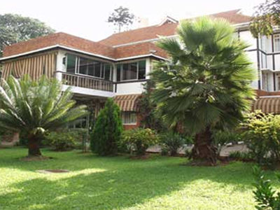 Mosa Court Apartments Kampala Ngoại thất bức ảnh